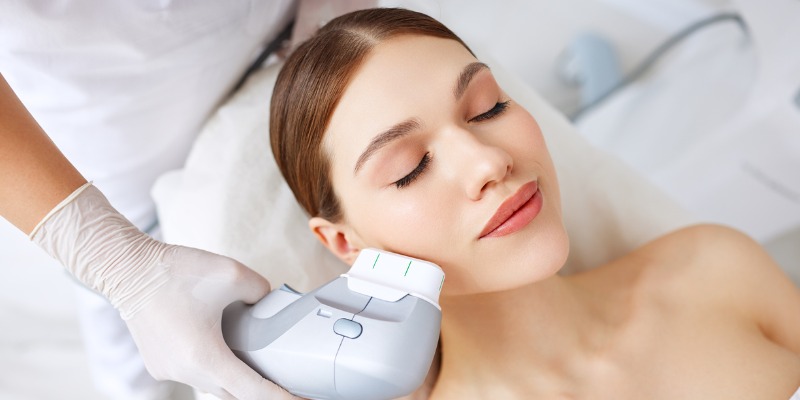 How Fat Freezing and HIFU Work Together? 4 book a personalised consultation of Fat Freezing and HIFU Together Daventry