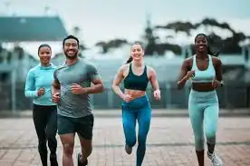 Achieving the Perfect Tone: How Often Should You Exercise for Results? 3 image of man and 3 women doing cardio exercise Daventry to help tone and remove fat from the body.